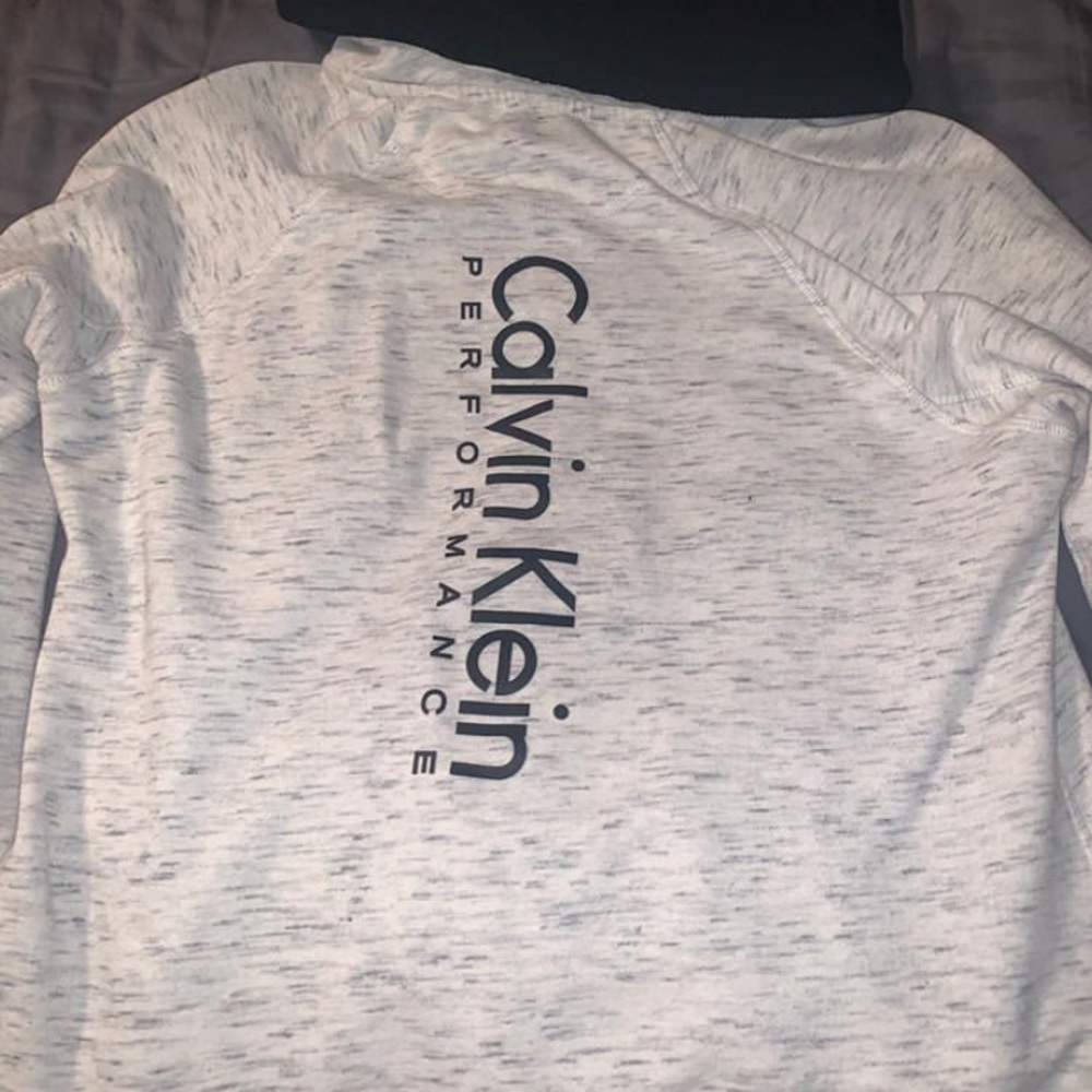 Calvin Klein hoodie, size large!! Barely worn